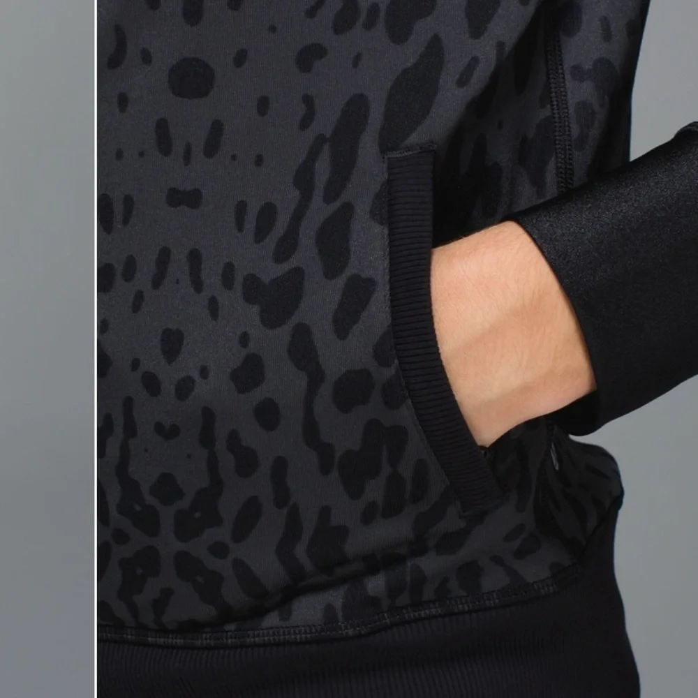 Lululemon Grey Black Namaskar Leopard Animal Swirl zip up scuba hoodie size 4 - Picture 8 of 16
